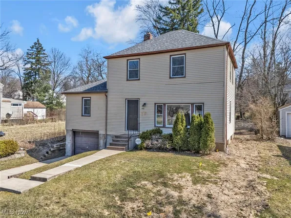 1231 Orlando Ave, Akron, OH 44320