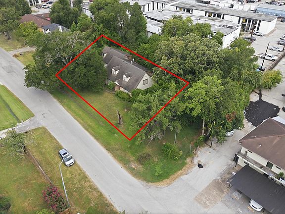 3rd image of 9206 Pecos St