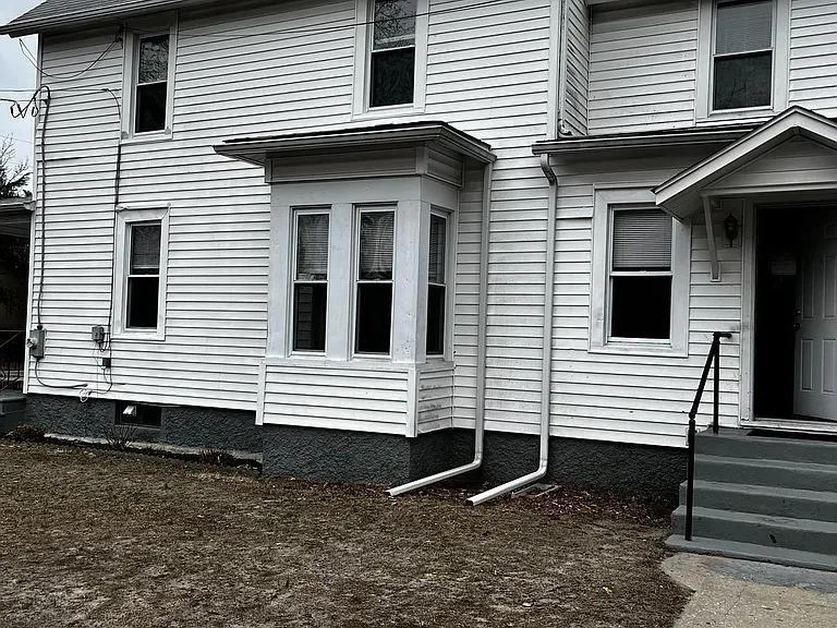 131 N 2nd St — Photo 3