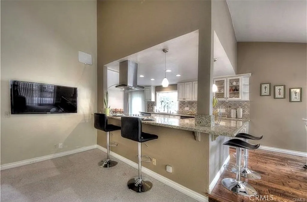 3 bed, 1906 sqft, $4,800 — Photo 3