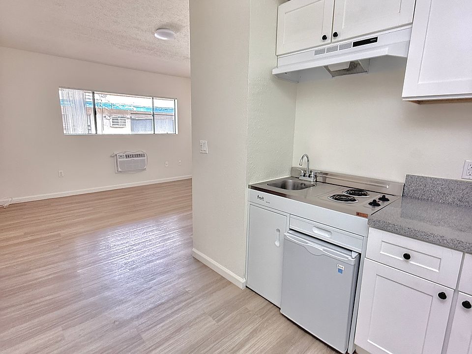 1st image of 14833 Friar St APT G