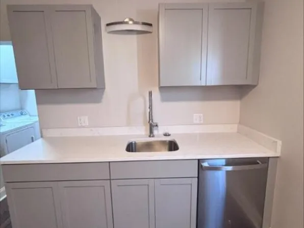 106 E College Ave, Brownsburg, IN 46112