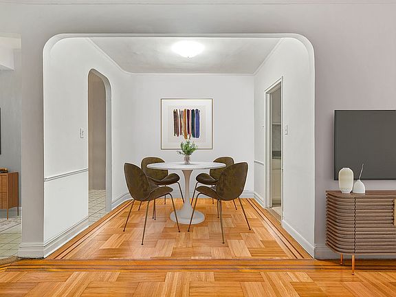 4th image of 20 Plaza St E APT A3