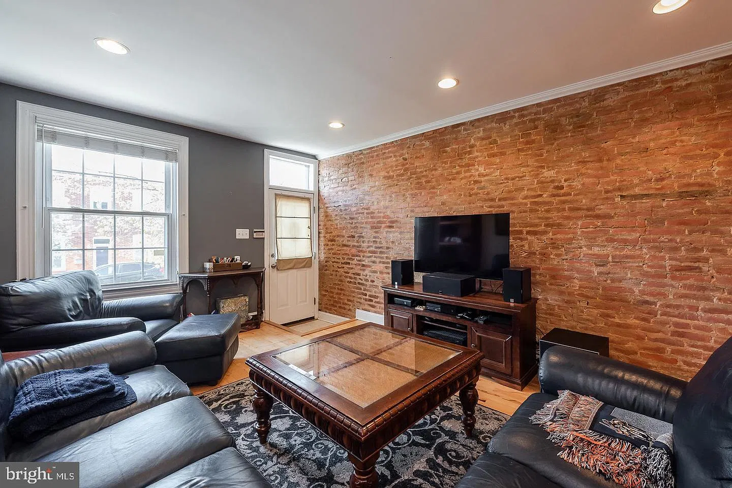 2 bed, 3.0 bath, 1470 sqft, $3,000 — Photo 4