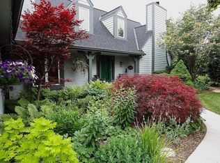 W168N4868 Fox Ridge Ct, Menomonee Falls, WI 53051