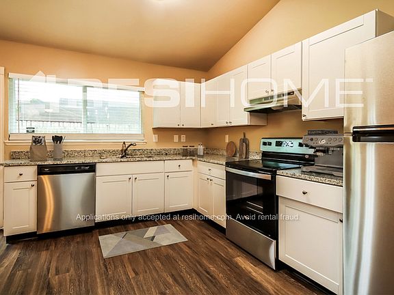 3rd image of 5415 Fair Forest Dr