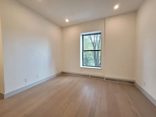 Rented by Kleier Residential | media 11