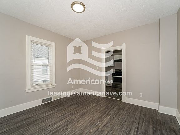 1281068_003_wm_-_dining_room_13612692.jpg