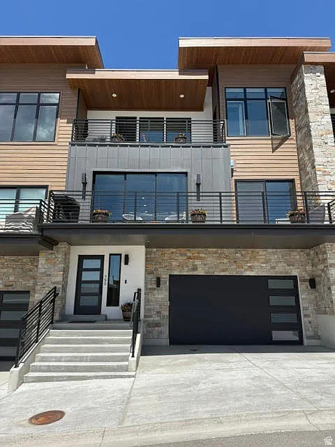 Hideout Townhome - 795 — Photo 1