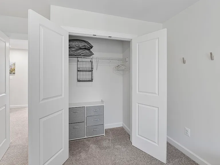 1810 Fowler St — Photo 29
