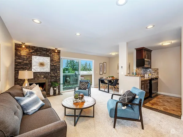 12415 NE 130th Ct #H205, Kirkland, WA 98034