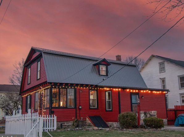 606 Ridgley St, Orbisonia, PA 17243