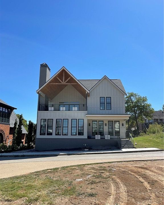 1st image of 2179 Panorama Pl
