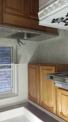 Rented by Reliance Realty of Manhattan Corp | media 1