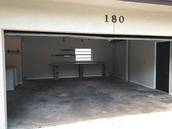4th image of 180 W 3rd St