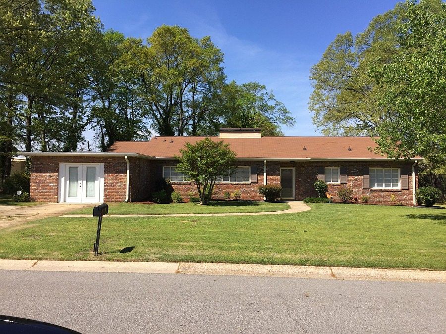 1st image of 24 Greenbriar