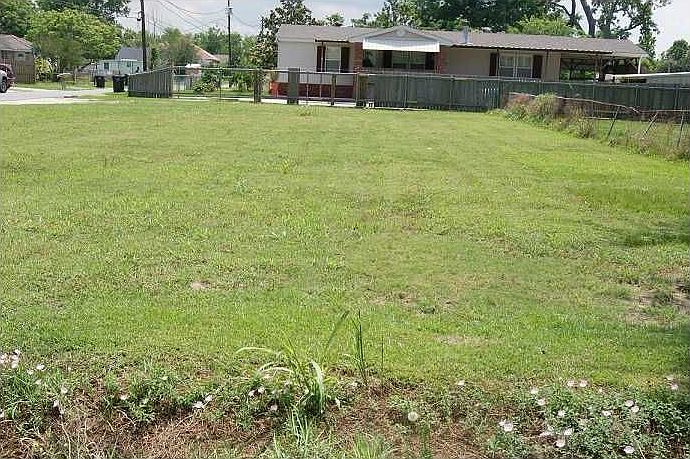 2nd image of 5520 E St Bernard Hwy