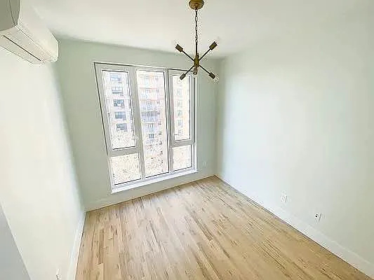 Rented by REQCENTER LLC | media 14