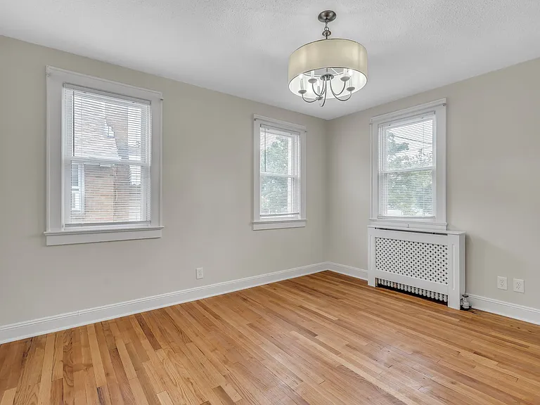 88 McKinley Ave #1 — Photo 2
