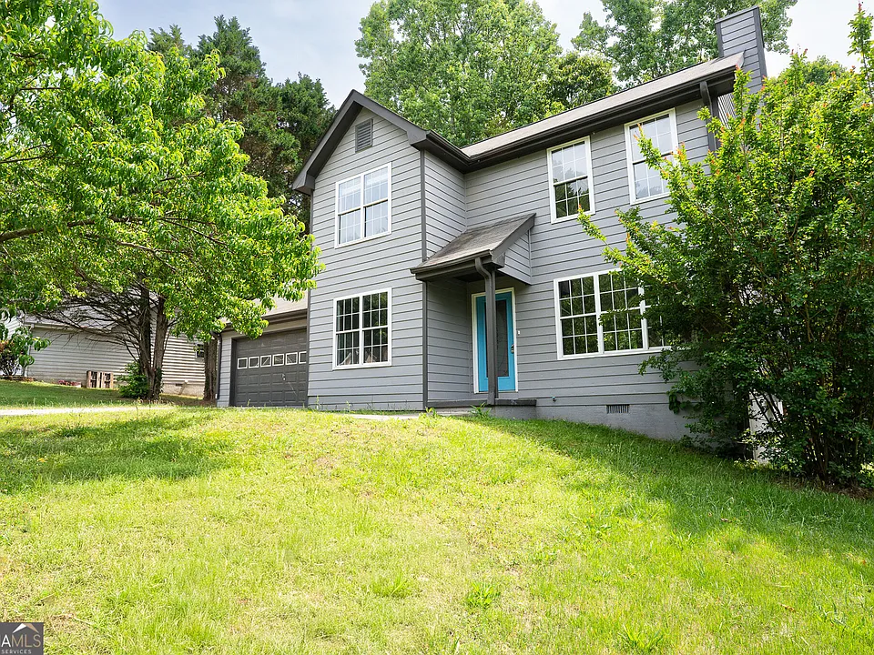 3043 Saddle Creek Dr