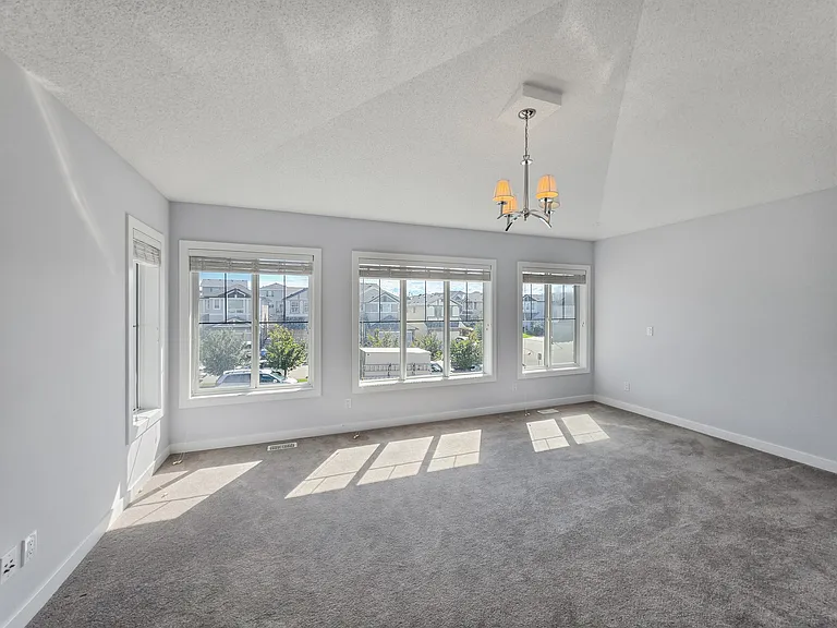 118 Panora Ct NW — Photo 17