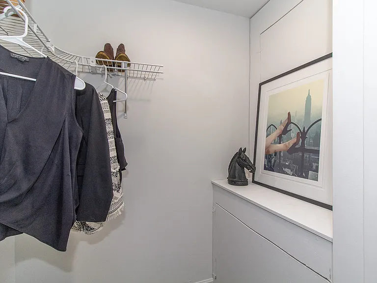 Ivy Hills Living Spaces — Photo 132