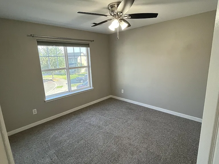 1341 Colony Ct — Photo 29