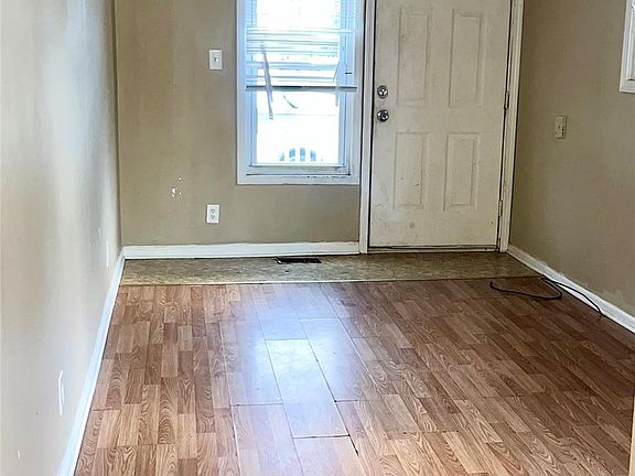 2nd image of 636 Partridge St