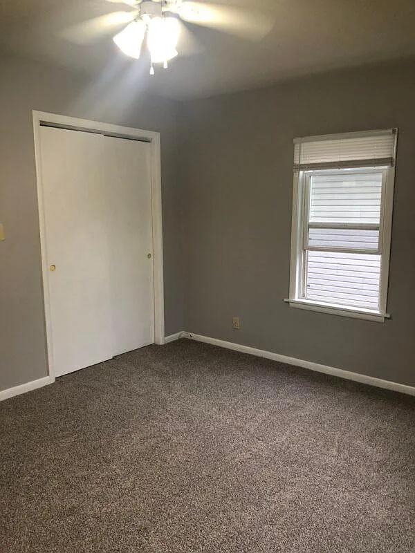 4 bed, 2045 sqft, $1,600 — Photo 4