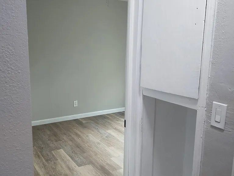 4068 Moody St #7 — Photo 11