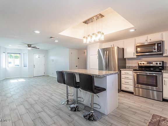 4th image of 1508 E JULEP Circle