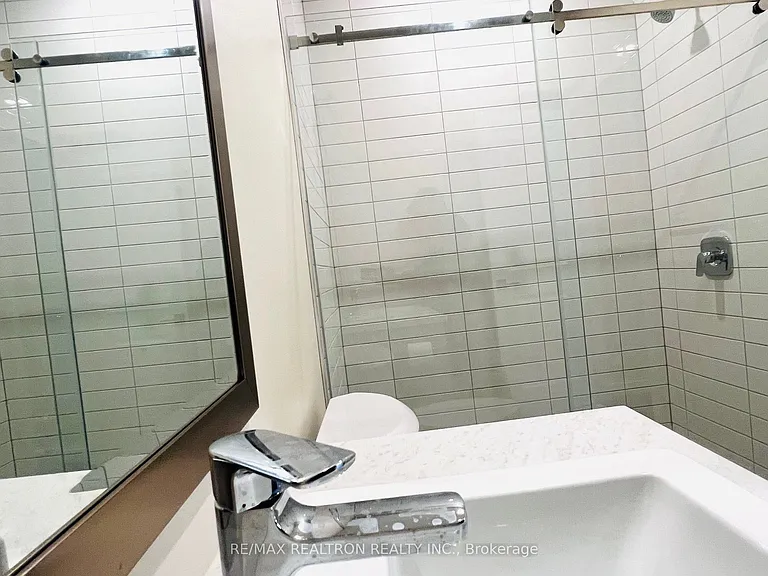 9 Summit Cres — Photo 12