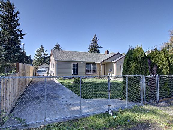 4th image of 6102 NE 112th Ave