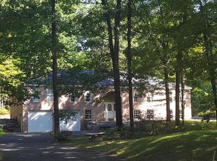 279 Grange Rd, Mount Pocono, PA 18344