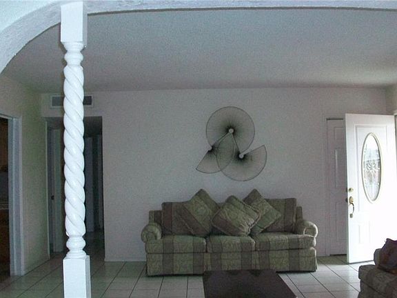 3rd image of 7405 Mojave Dr