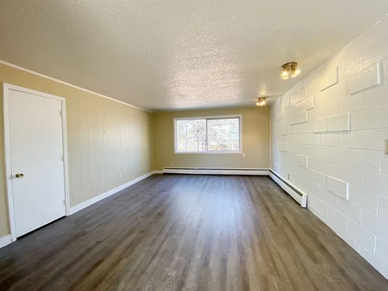 3509 Iowa St — Photo 11