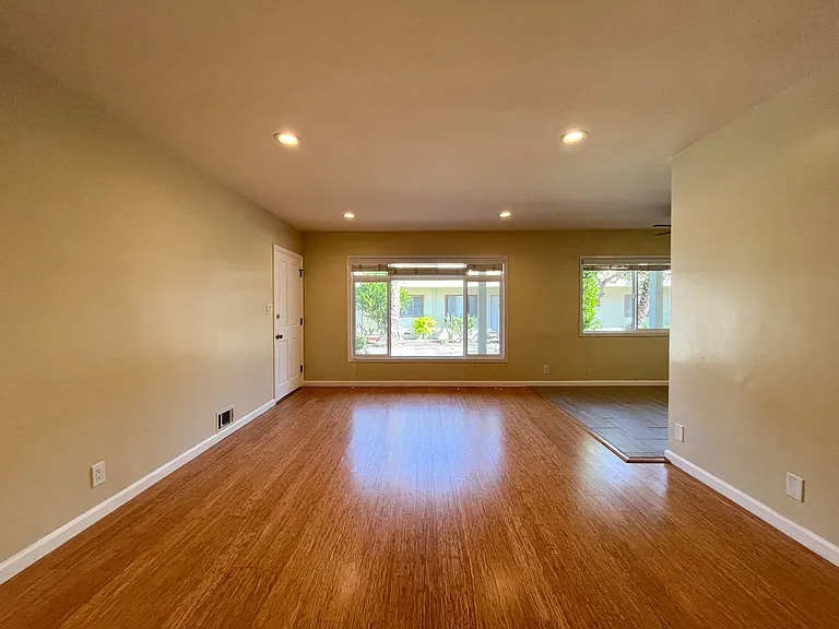 3910 Coco Ave — Photo 55