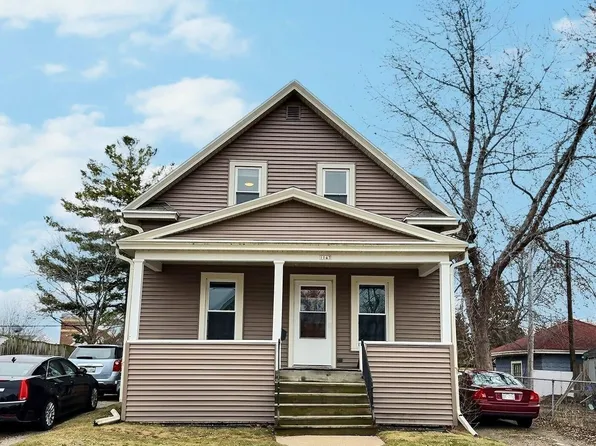 1143 Van Buren Ave, Oshkosh, WI 54902
