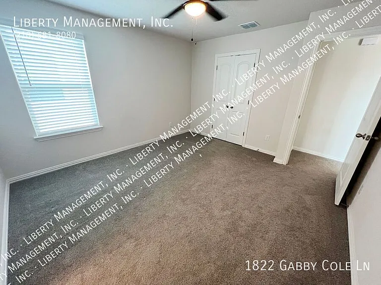 1822 Gabby Cole Ln — Photo 41