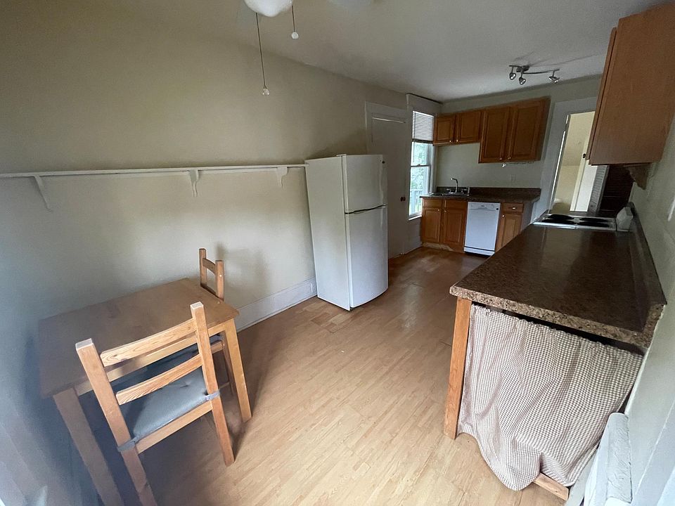 1st image of 3-336 Hillman Ave #3