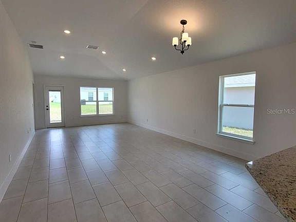 5th image of 4392 SW 92nd Place Rd