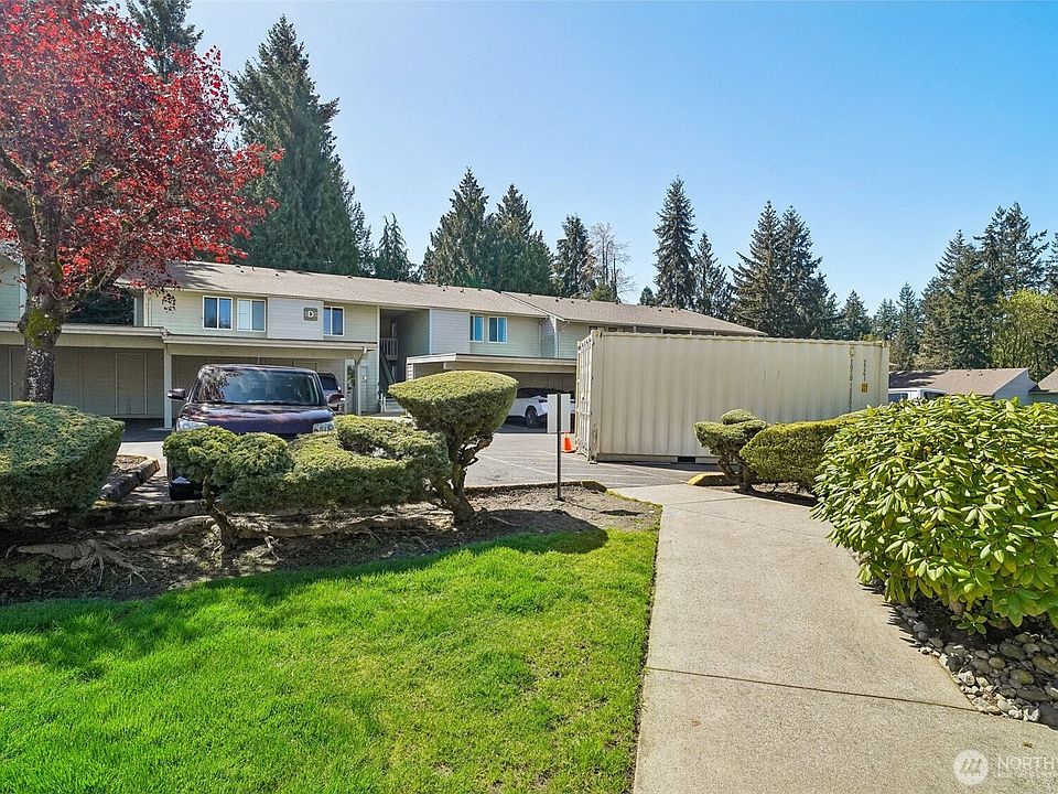 1st image of 14401 SE Petrovitsky Rd #D205