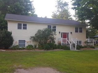 48 Hobbs Rd, Milton, VT 05468