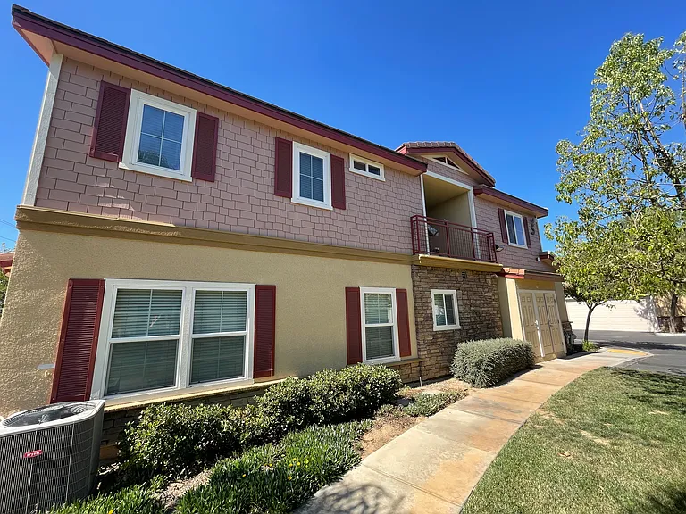 1510 Orange Ave #501 — Photo 1