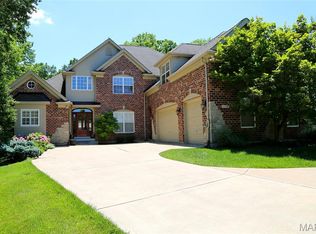1338 Craig Dr, Saint Louis, MO 63122