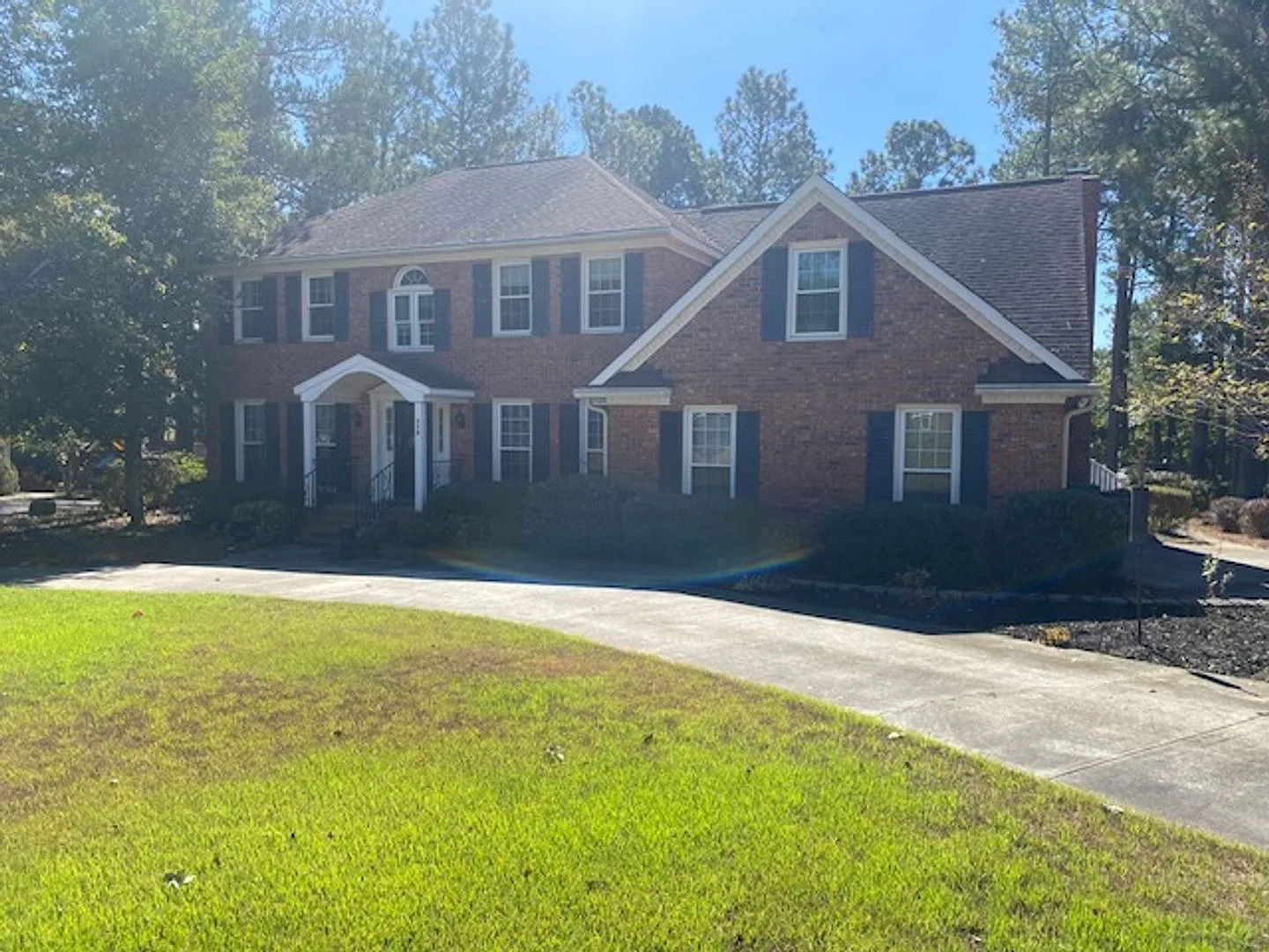 Gorgeous 5 Bedroom 3 Bathroom Brick Home in Woodside Plantation! — Photo 3