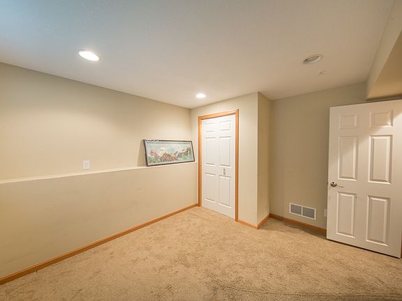 3rd image of 460 Blair Ave