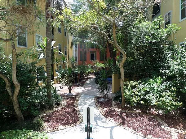 The grounds of the community are very well maintained.