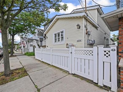 12-34 Cross Bay Blvd, Far Rockaway, NY, 11693