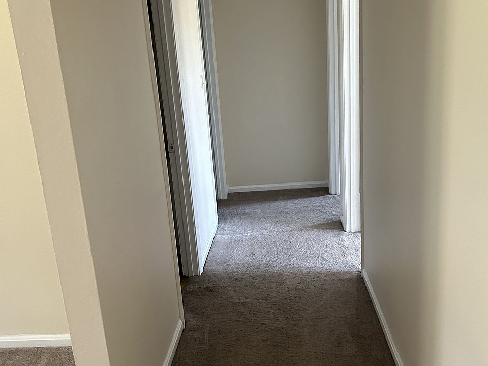 1st image of 43 Koncer Dr